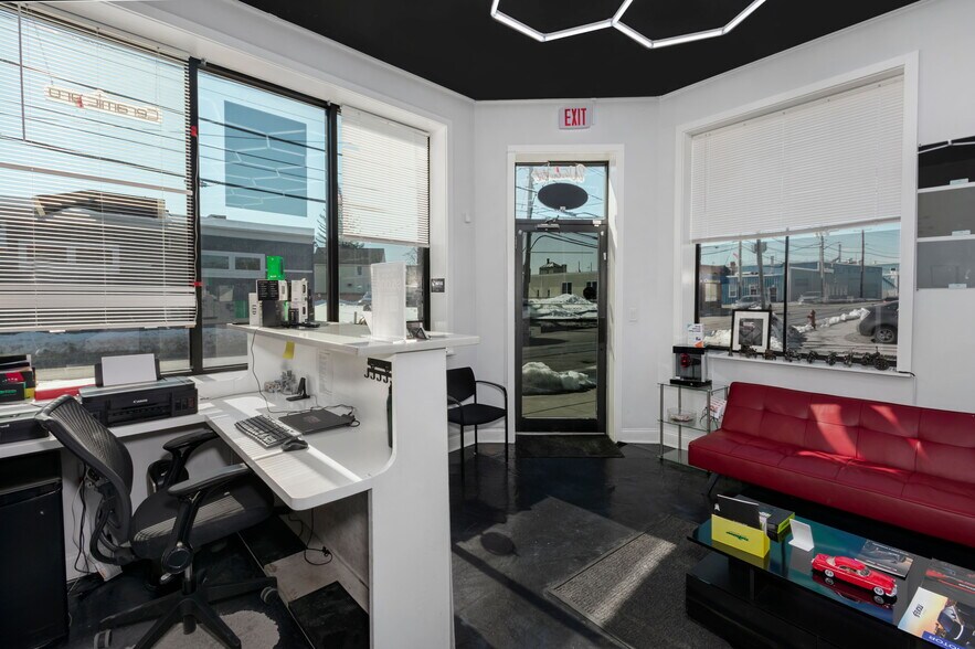 More Photos Of 613-617 Summer St, Lynn Storefront For Sale