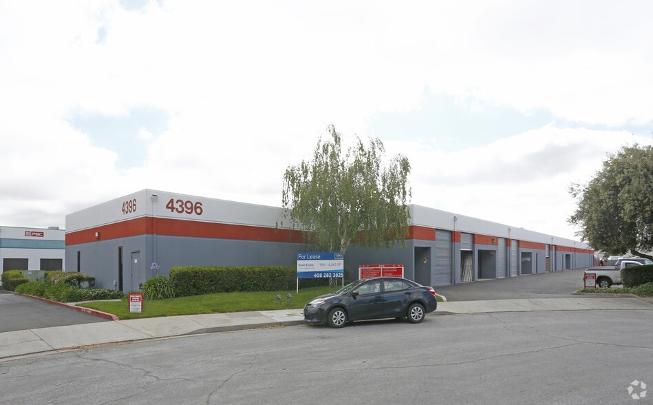 More Photos Of 4396 Enterprise Pl, Fremont Warehouse For Lease