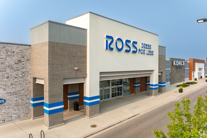 Primary Photo Of 6921 Dempster St, Morton Grove General Retail For Sale