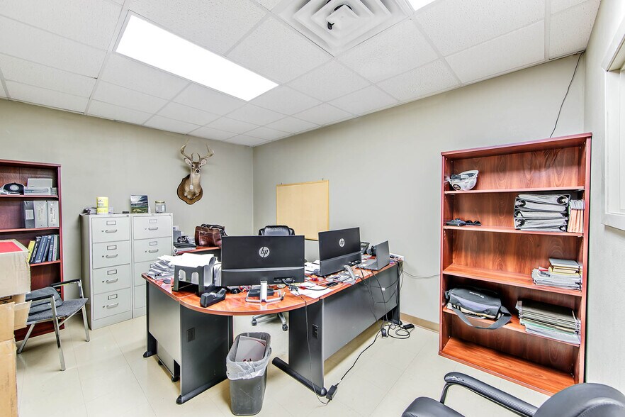 More Photos Of 1711 Dunn St, Houma Service For Lease