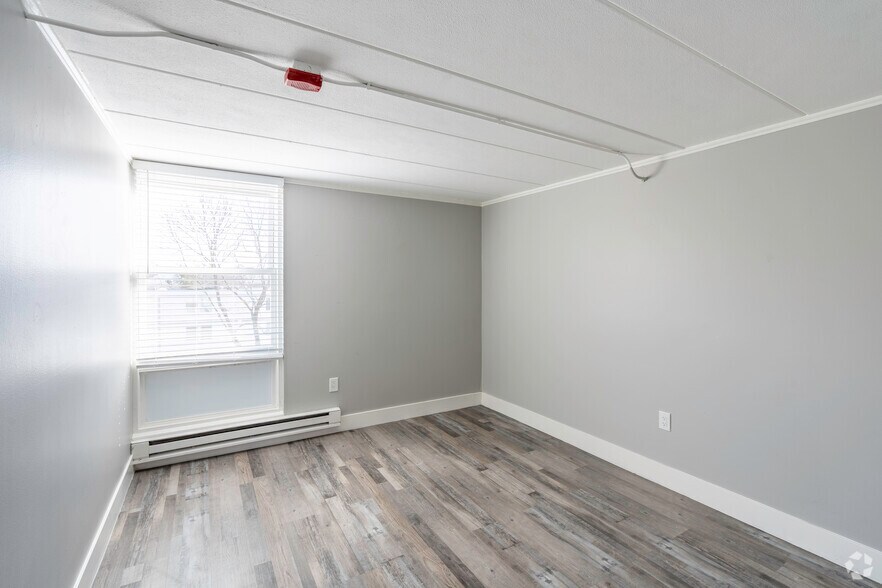 More Photos Of 100 Park Pl, Pawtucket Multifamily For Sale