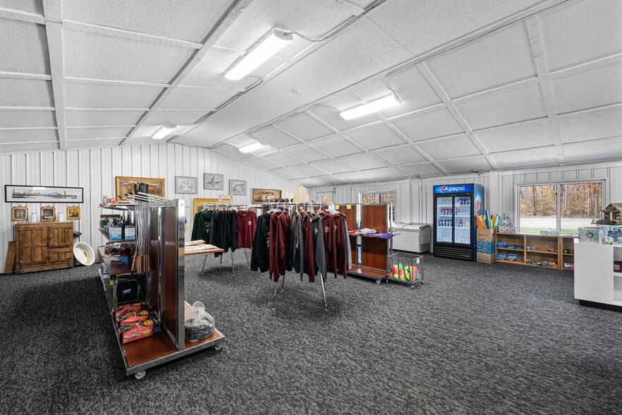 More Photos Of 10422 Cadillac Hwy, Thompsonville Hotel For Sale