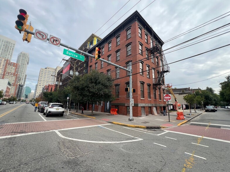 Primary Photo Of 141 Christopher Columbus Dr, Jersey City Apartments For Lease