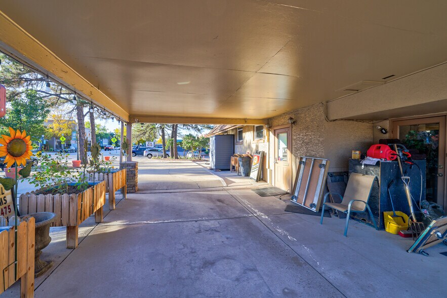 More Photos Of 807 Wilcox St, Castle Rock Storefront For Sale