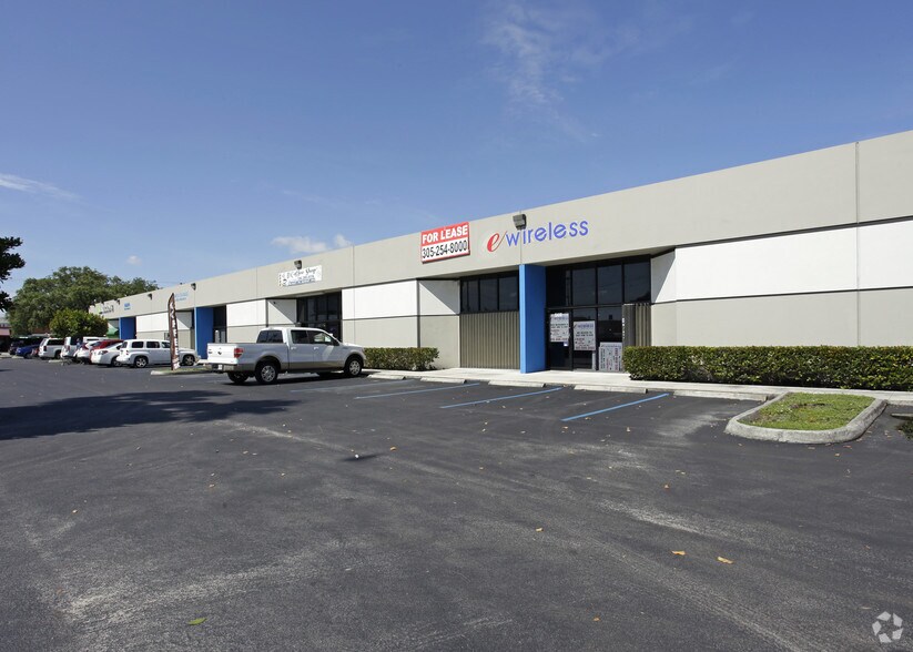 More Photos Of 5400-5416 NW 72nd Ave, Miami Unknown For Lease