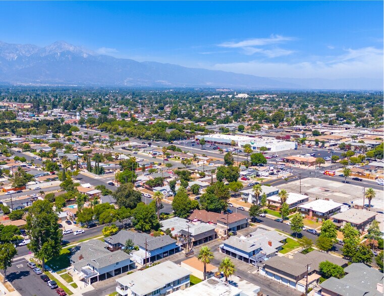 More Photos Of 1147 W D St, Ontario Multifamily For Sale