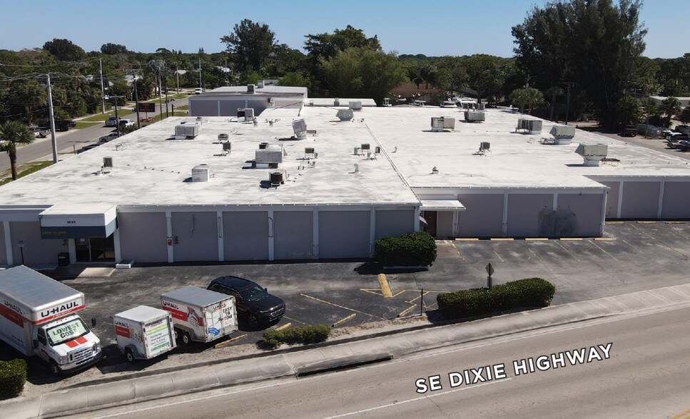 More Photos Of 3601 SE Dixie Hwy, Stuart Warehouse For Sale