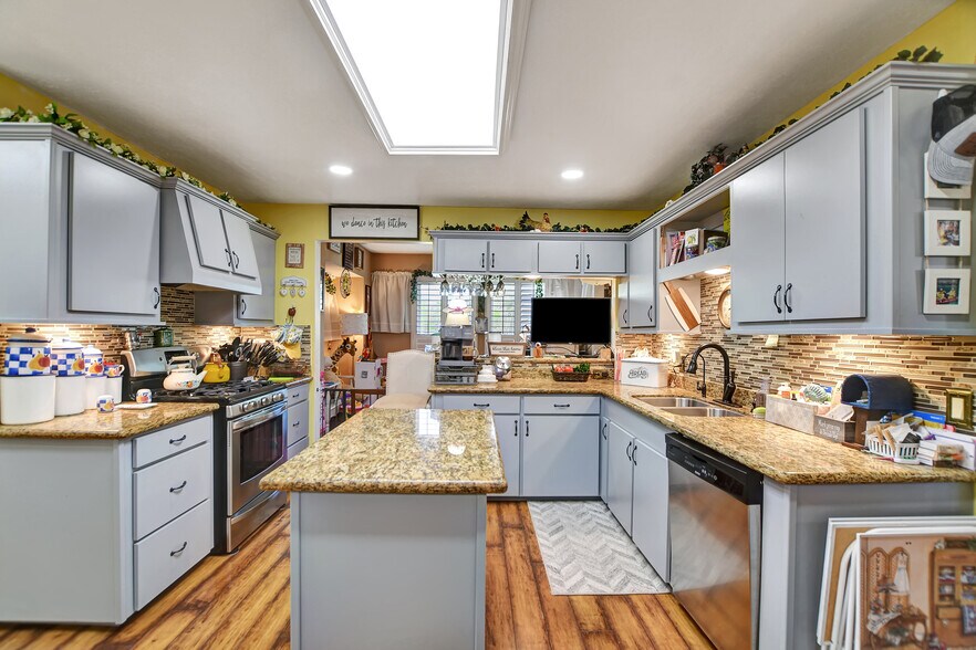 More Photos Of 24677 FM 2090 Rd, Splendora Specialty For Sale