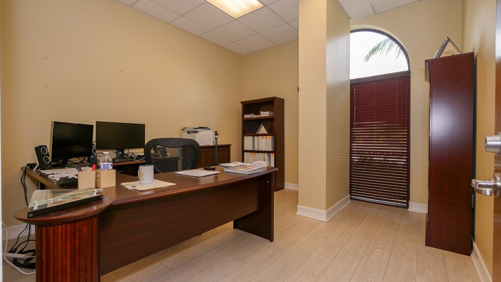 More Photos Of 1805 Ponce de Leon Blvd, Coral Gables Medical For Sale