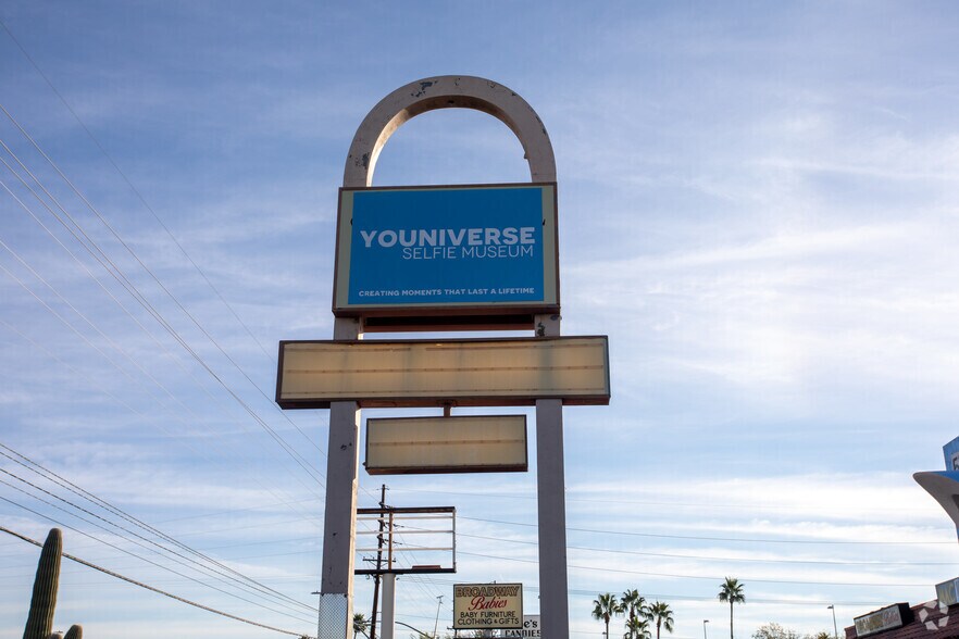 More Photos Of 5750 E Broadway Blvd, Tucson Freestanding For Lease
