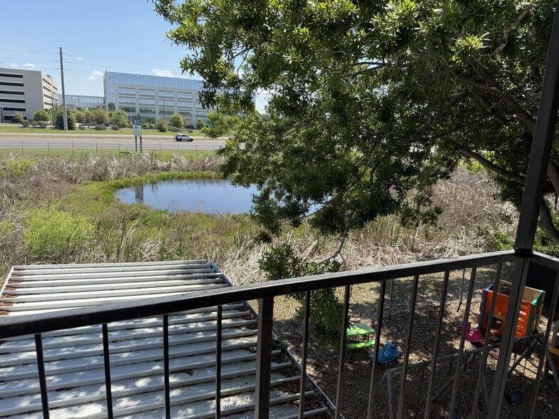 More Photos Of 1511 S US Highway 301, Tampa Office For Sale