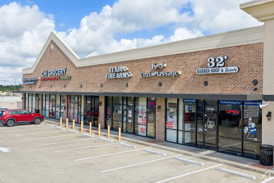 More Photos Of 14800 Westheimer Rd, Houston Storefront For Lease