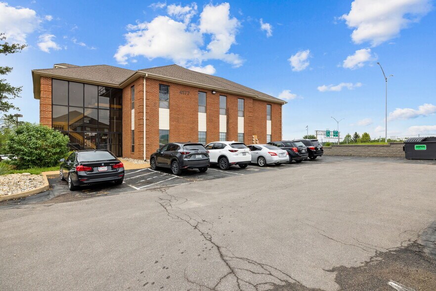 More Photos Of 4171-4193 Crescent Dr, Saint Louis Medical For Sale