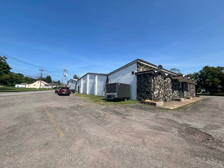 More Photos Of 296 Lake Shore Dr, Dunkirk Restaurant For Sale