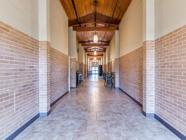 More Photos Of 2254 W Meyers Cir, Choctaw Lodge Meeting Hall For Sale