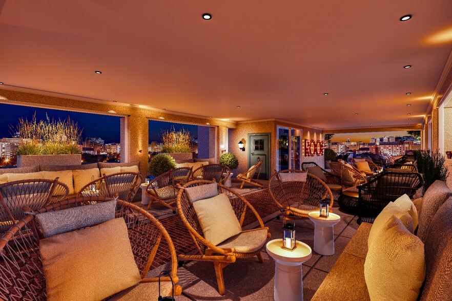 More Photos Of 67 S Main St, Alpharetta General Retail For Sale