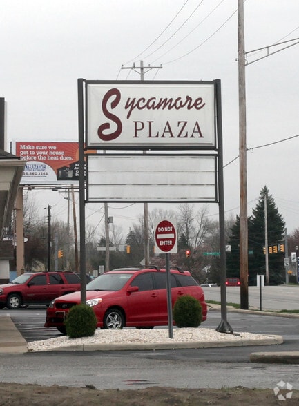 More Photos Of 2106-2114 W Sycamore St, Kokomo Freestanding For Sale