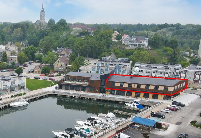 More Photos Of 305 E Washington St, Port Washington Storefront Retail Office For Lease