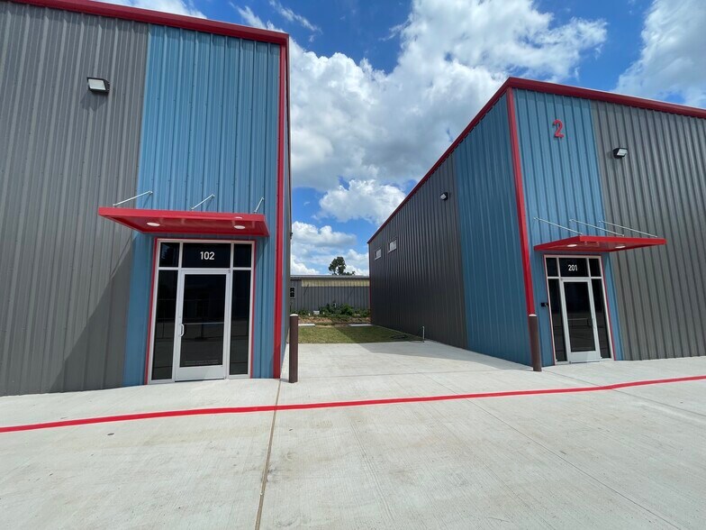 More Photos Of 32223 Tamina Rt, Magnolia Flex For Lease