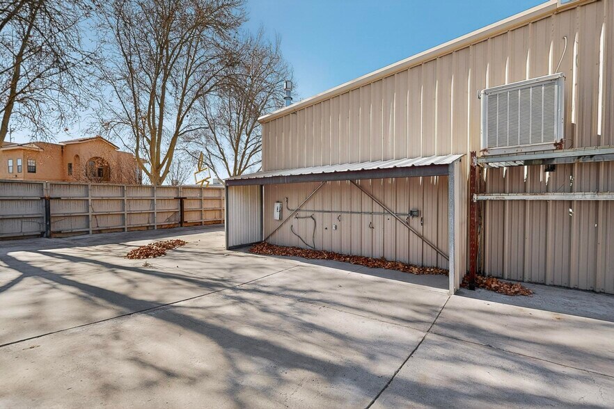 More Photos Of 4415 Anaheim Ave NE, Albuquerque Warehouse For Sale