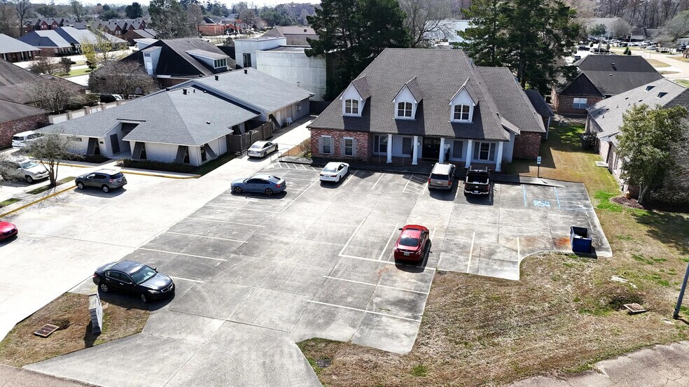 More Photos Of 10528 Kentshire Ct, Baton Rouge Office For Lease
