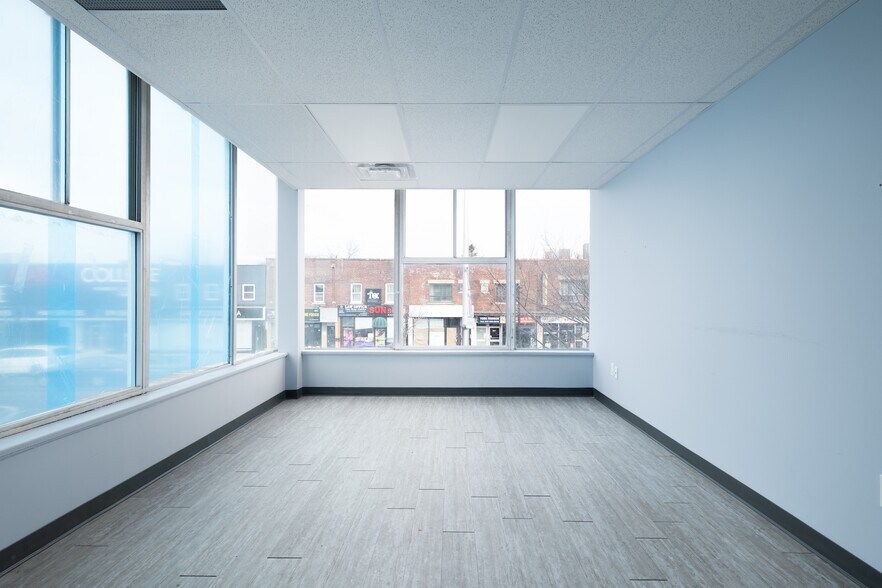 More Photos Of 2921-2925 Danforth Ave, Toronto Storefront Retail Office For Lease