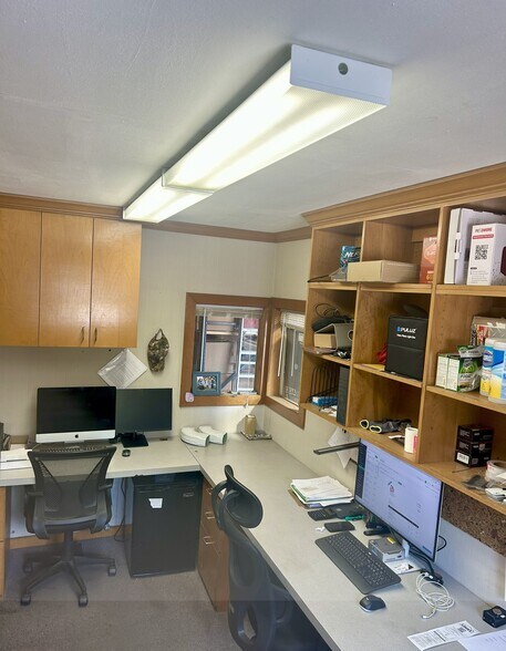 More Photos Of 1939 Belgrade Ave, Charleston Warehouse For Lease