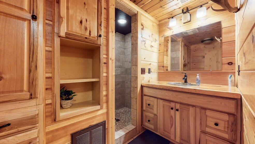 More Photos Of 177 Providence Rd, Fayetteville Specialty For Sale