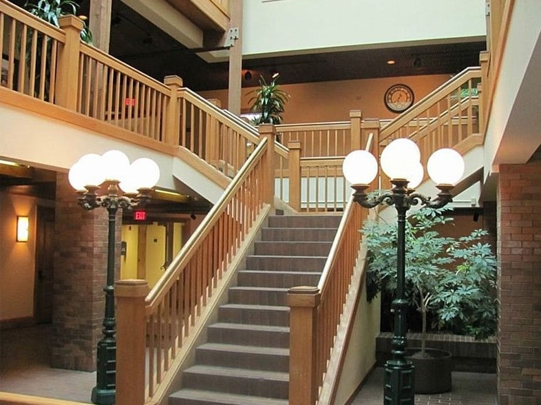 More Photos Of 1338 Commerce Ave, Longview Office For Lease