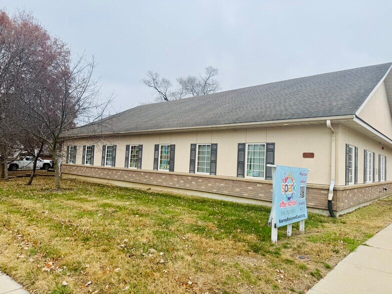 More Photos Of 307 S Jefferson St, Kearney Office For Sale