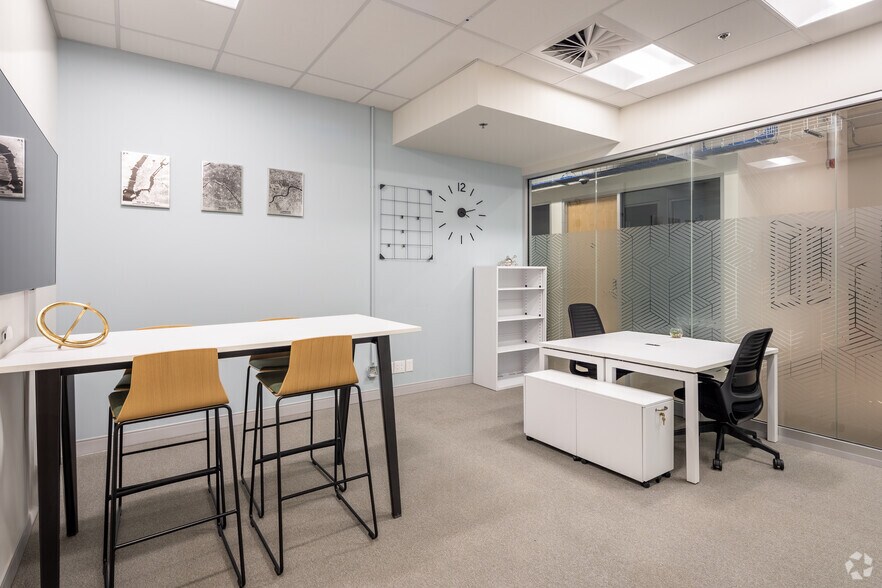 More Photos Of 75 Rue Queen, Montréal Coworking Space