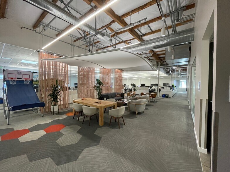 More Photos Of 501 Ellis St, Mountain View Office For Lease