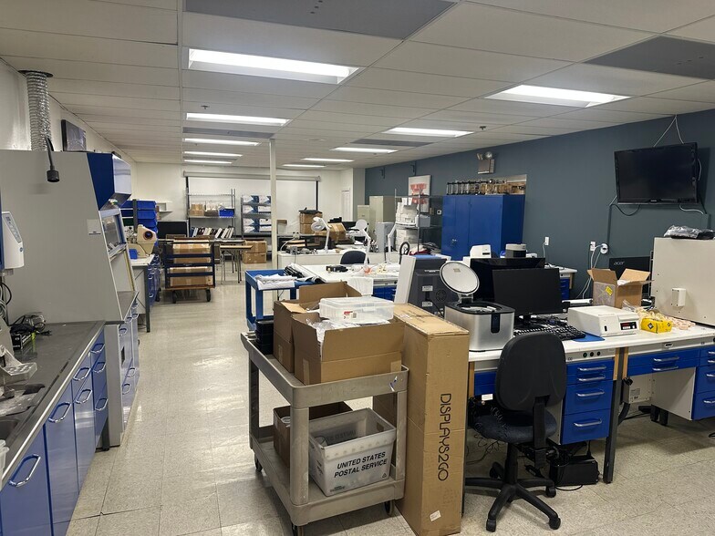 More Photos Of 23 Frank Mossberg Dr, Attleboro Manufacturing For Sale