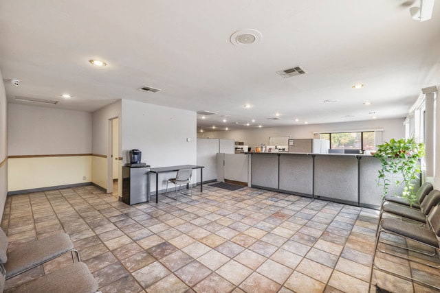 More Photos Of 9240 Limonite Ave, Jurupa Valley Office For Sale