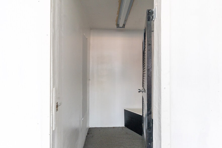 More Photos Of 1304 NW 23rd St, Oklahoma City Freestanding For Lease