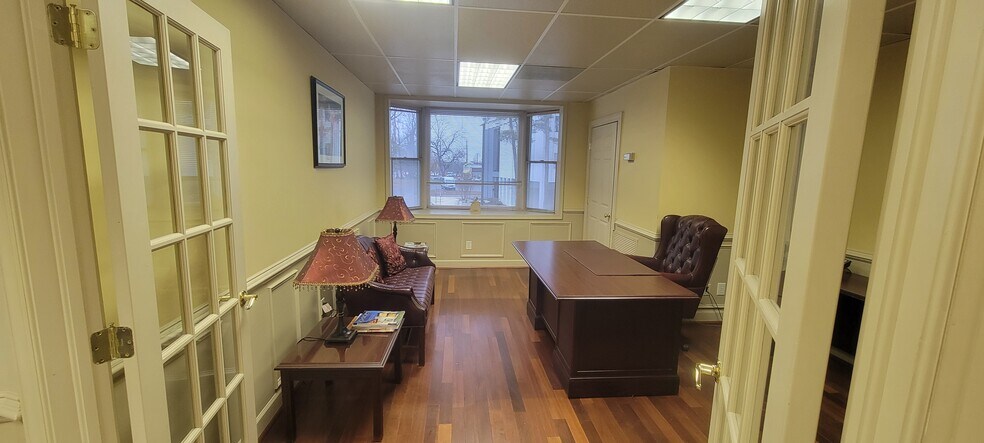 More Photos Of , Silver Spring Office For Sale