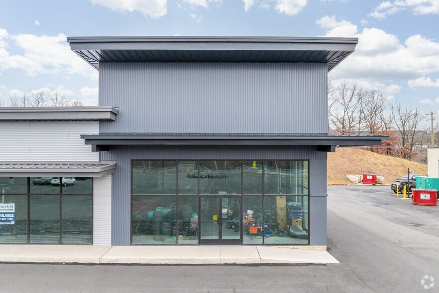 More Photos Of 1331 PA-315, Wilkes Barre Storefront Retail Office For Lease