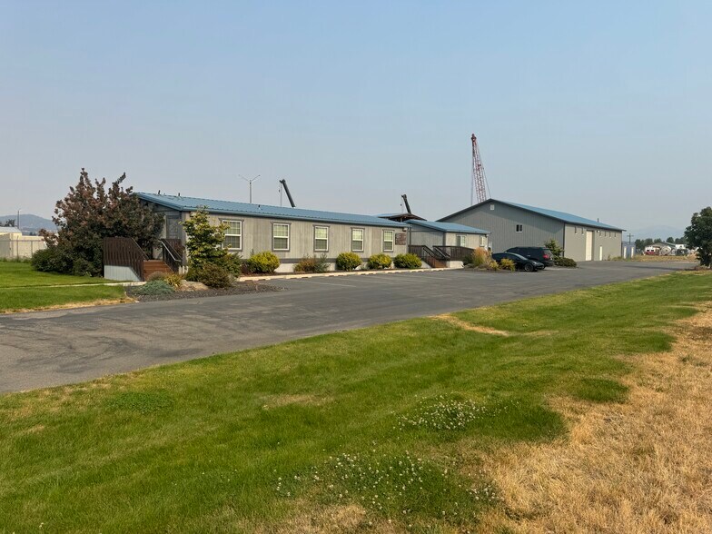 Primary Photo Of 25415 E Kildea Rd, Newman Lake Office For Lease