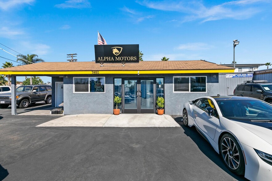 More Photos Of 7480 El Cajon Blvd, La Mesa Auto Dealership For Sale