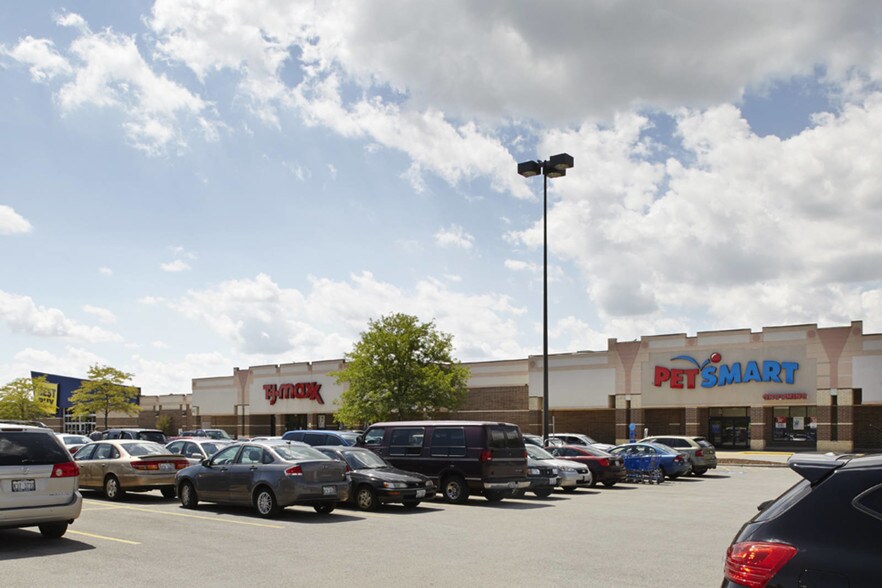 More Photos Of 13140 S Cicero Ave, Crestwood Unknown For Lease