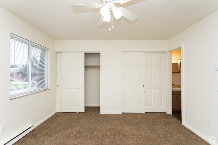 More Photos Of 5311 N Detroit Ave, Toledo Apartments For Sale