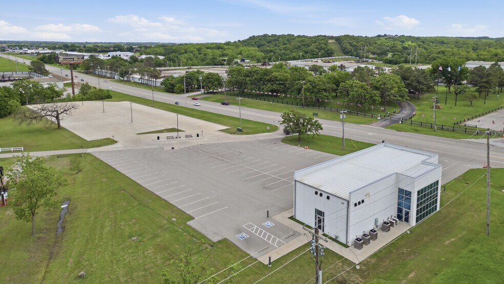 More Photos Of 12080 S 36th Ave W, Sapulpa Office For Sale