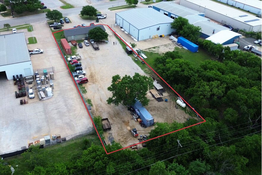 Primary Photo Of 4229 Mesa Dr, Denton Industrial For Sale