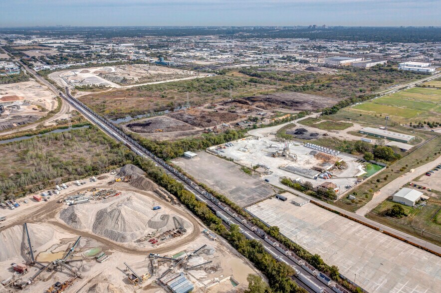 More Photos Of 10941 Spangler Rd., Dallas Land For Sale