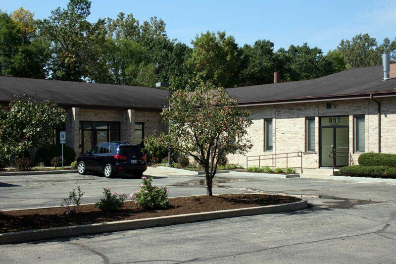 More Photos Of 850 W Bartlett Rd, Bartlett Medical For Sale