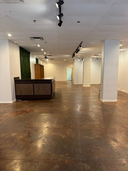 More Photos Of 43-59 George St, Charleston Dormitory For Lease