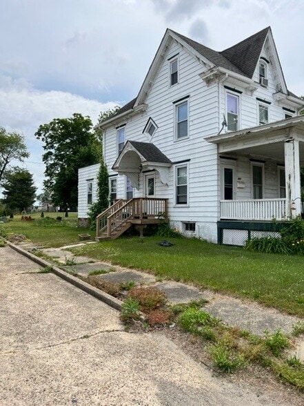 More Photos Of 911 N Commerce St St, Paulsboro Religious Facility For Sale