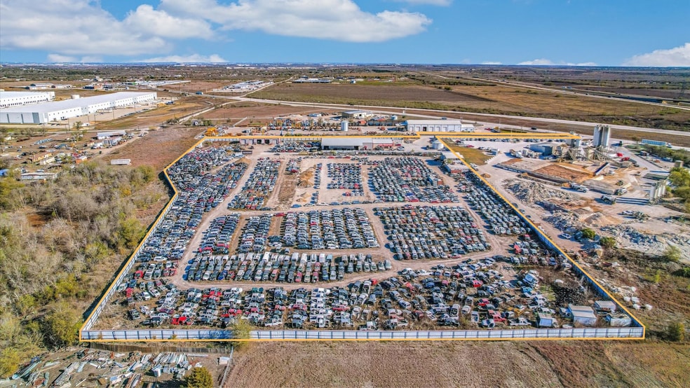 More Photos Of 11006 183 Hwy, Austin Industrial For Lease