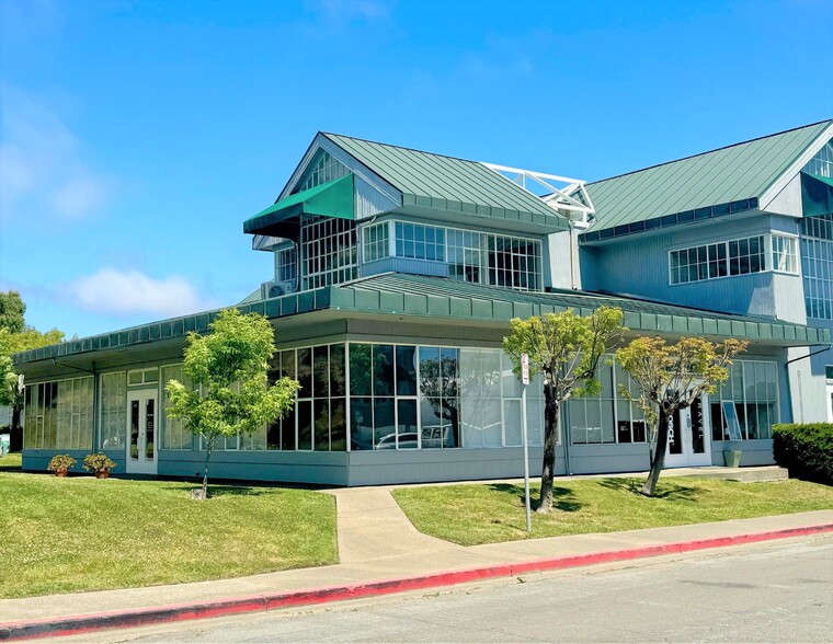 Primary Photo Of 4000 Bridgeway Blvd, Sausalito Loft Creative Space For Lease