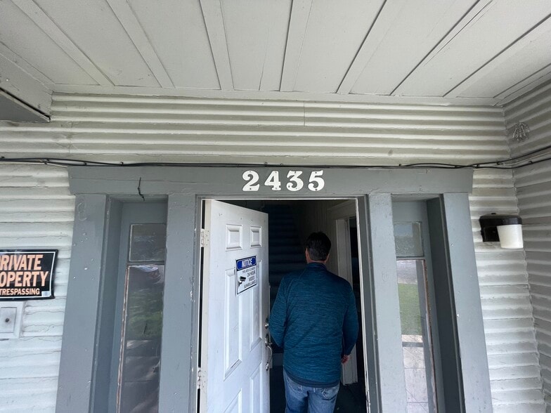 More Photos Of 2439 Rio Linda Blvd, Sacramento Apartments For Sale